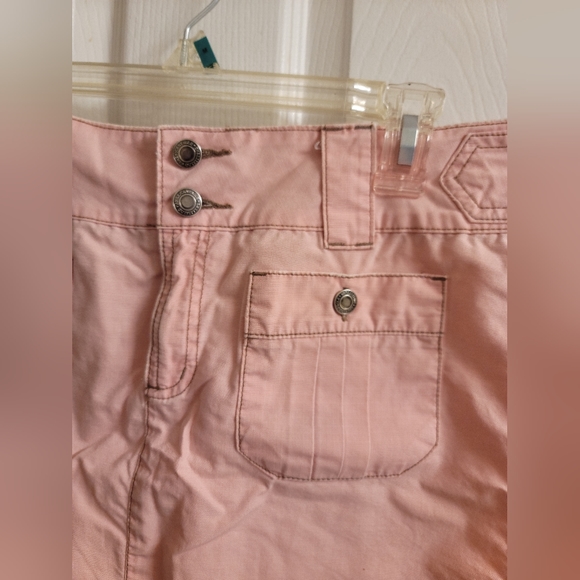 American Eagle Outfitters Woman's Skirt Size 8 Pink 4 Pockets Light Used 1 time - Picture 3 of 10